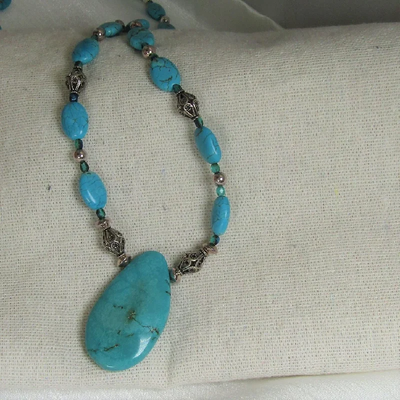 gemstone pendant for anniversary gift-Turquoise and Crystal Beaded Necklace