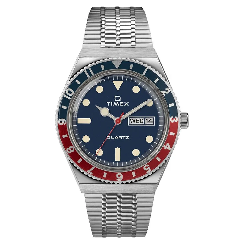 watches with multiple time zone displays-Q Timex Reissue Day-Date 38mm Stainless Steel Band