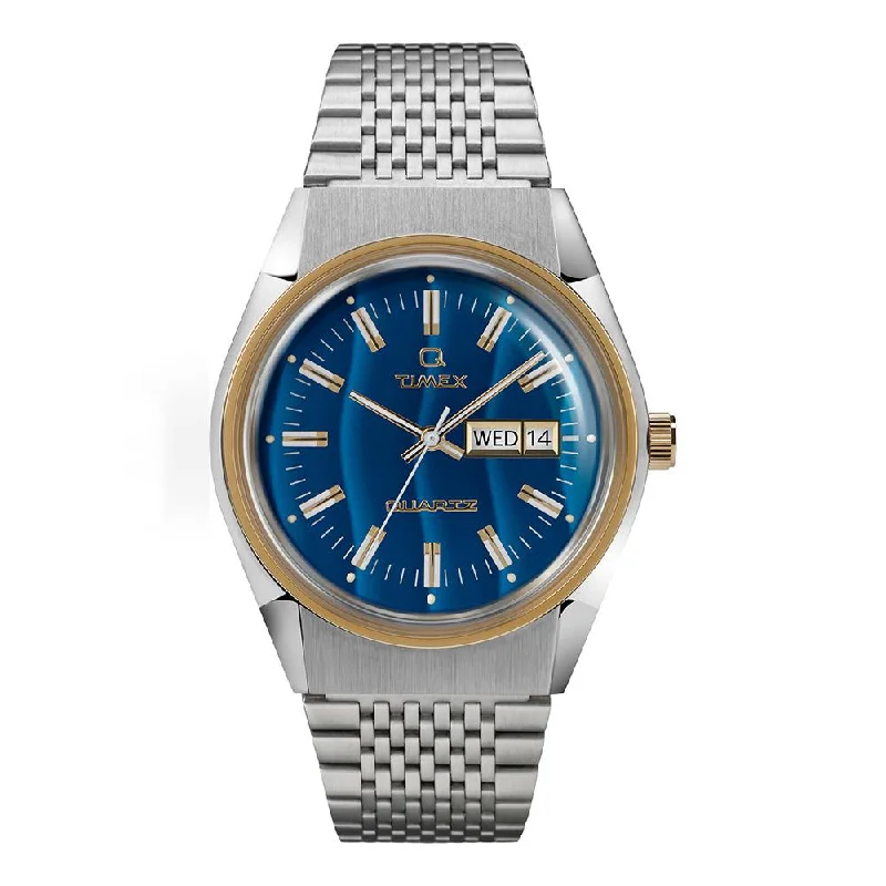 stylish and classic watches for men-Q Timex Reissue Falcon Eye Day-Date 38mm Stainless Steel Band